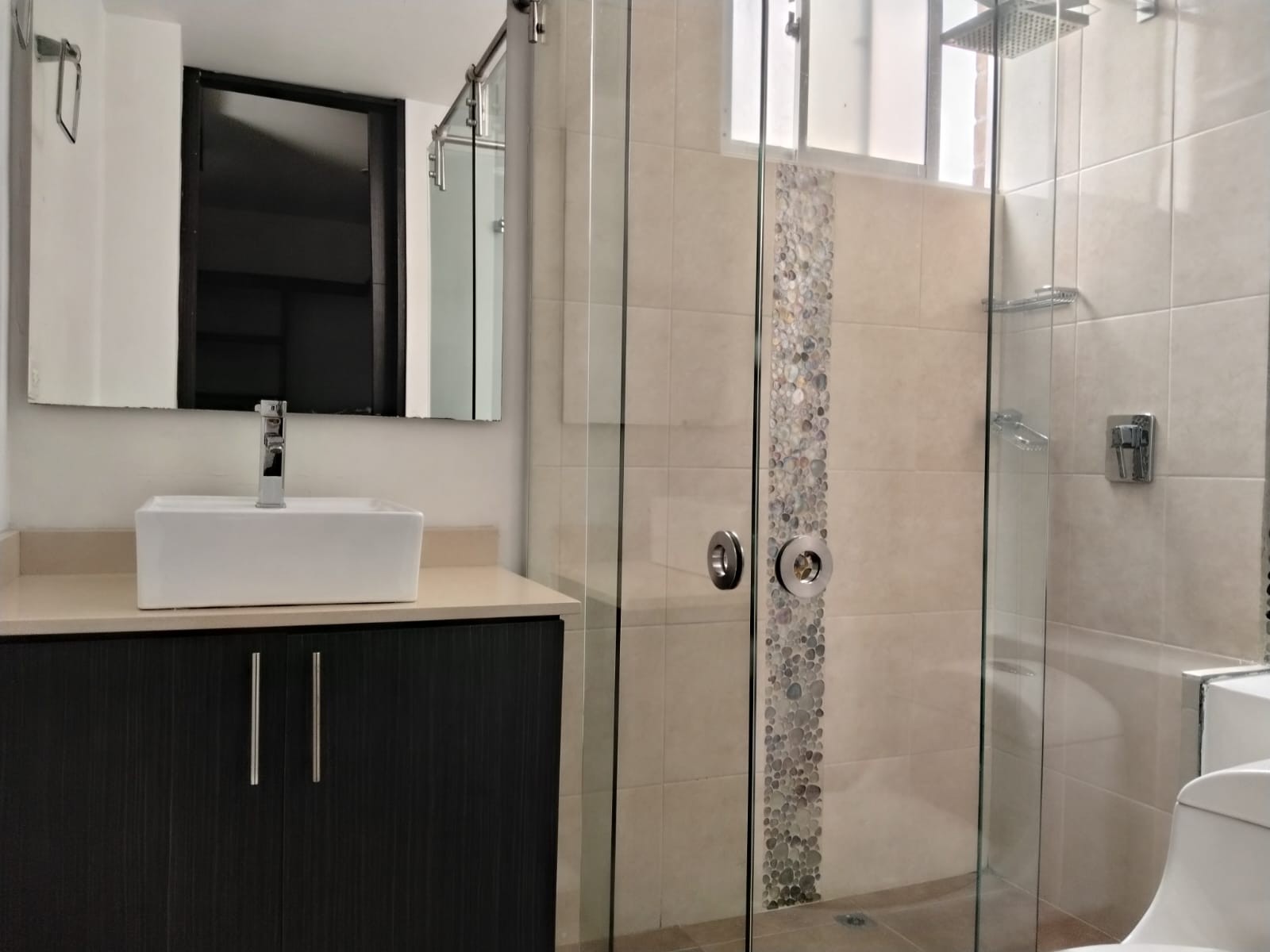 Apartamento en arriendo en El Poblado, Medellín · foto 16 de 16