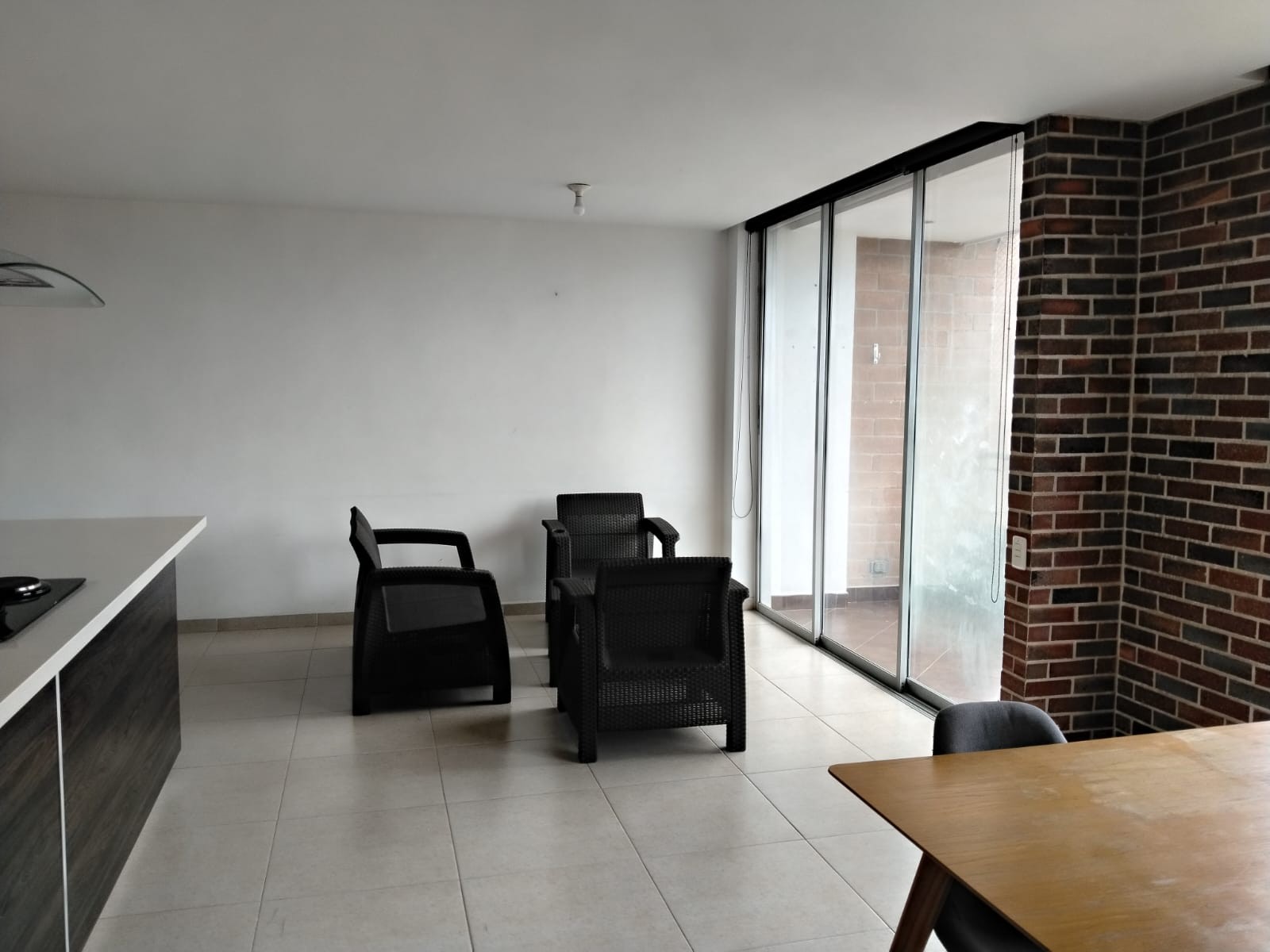 Apartamento en arriendo en El Poblado, Medellín · foto 8 de 16