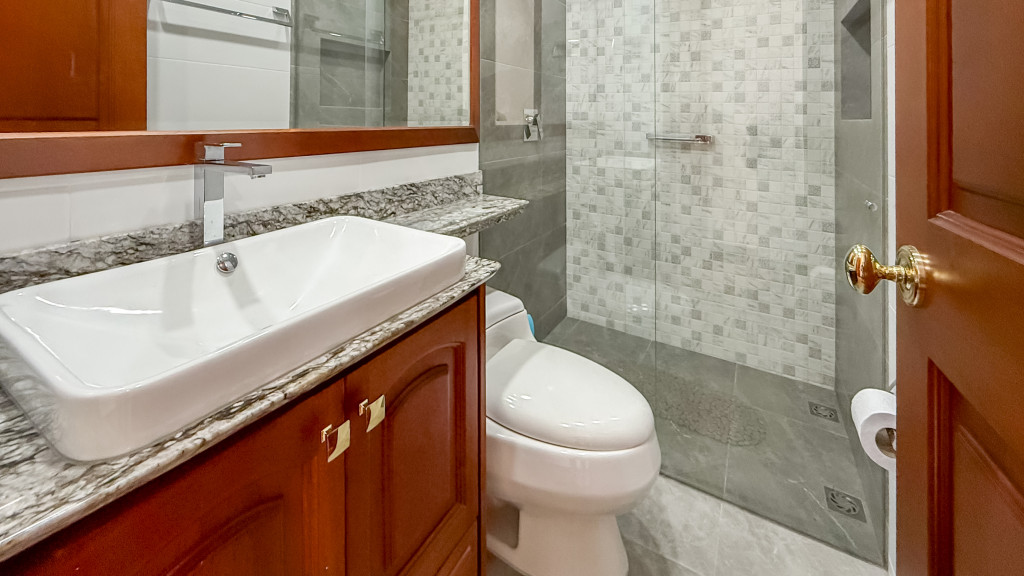 Apartamento en venta en Chico, Bogotá · foto 14 de 18