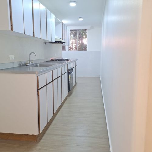 Apartamento de 3 alcobas en arriendo en El Poblado, Medellín, 98 m² · foto 6 de 16