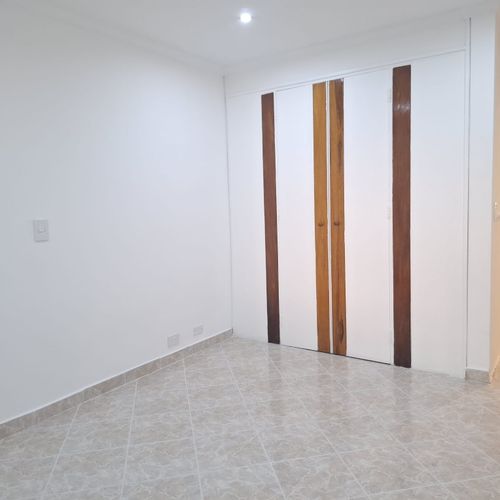 Apartamento de 3 alcobas en arriendo en El Poblado, Medellín, 98 m² · foto 11 de 16