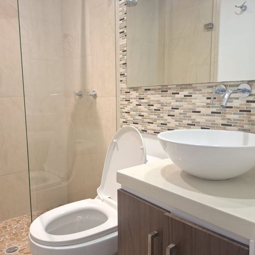 Apartamento de 3 alcobas en arriendo en El Poblado, Medellín, 98 m² · foto 13 de 16