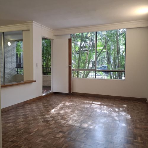Apartamento de 3 alcobas en arriendo en El Poblado, Medellín, 98 m² · foto 3 de 16
