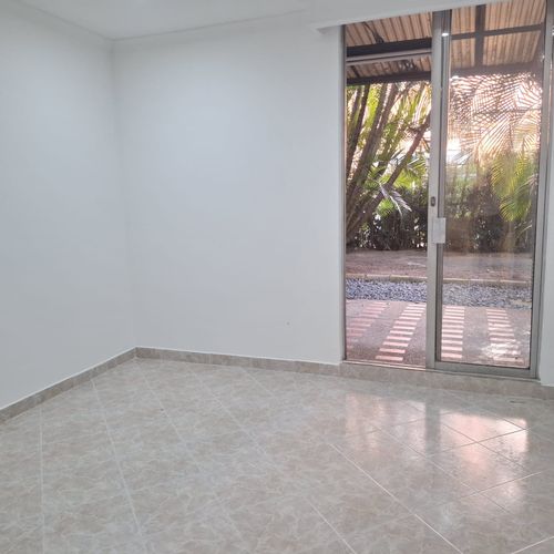 Apartamento de 3 alcobas en arriendo en El Poblado, Medellín, 98 m² · foto 9 de 16