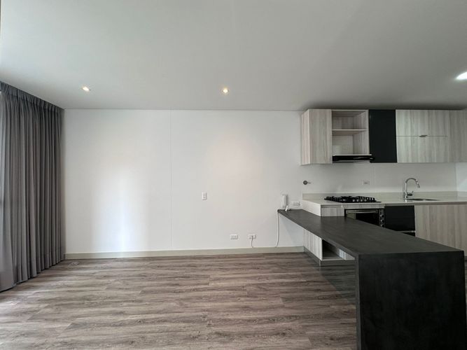 Apartamento de 1 alcoba en arriendo en El Poblado, Medellín, 60 m² · foto 5 de 15