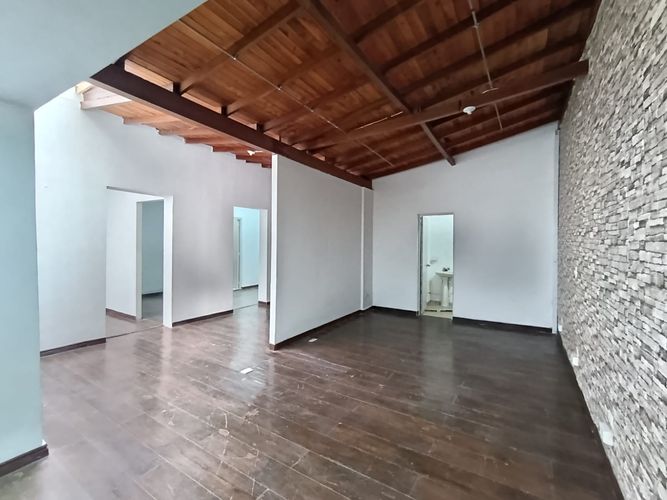 Local en arriendo en Laureles, Medellín, 84 m² · foto 3 de 5
