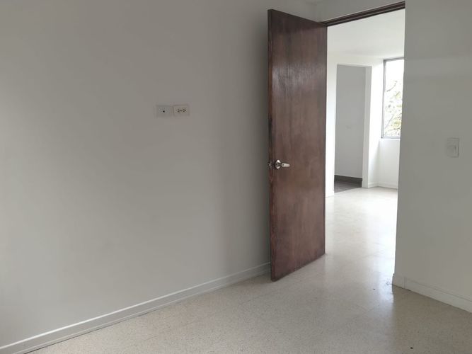 Apartamento de 2 alcobas en arriendo en El Poblado, Medellín, 73 m² · foto 9 de 16
