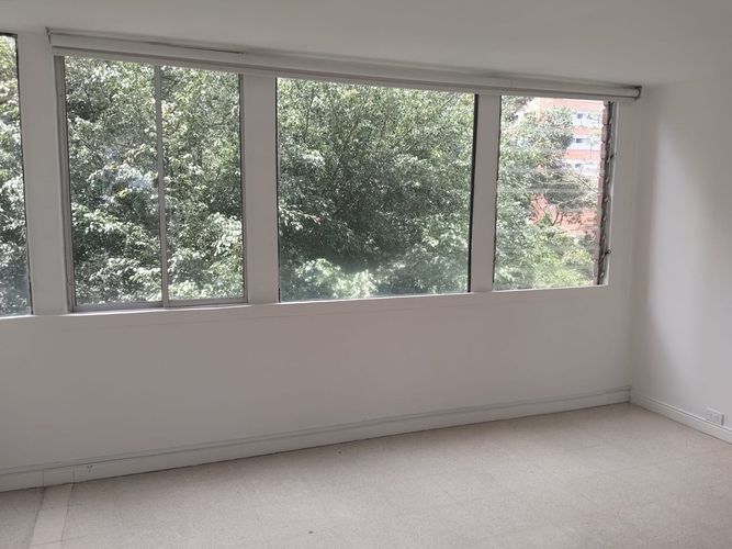 Apartamento de 2 alcobas en arriendo en El Poblado, Medellín, 73 m² · foto 3 de 16