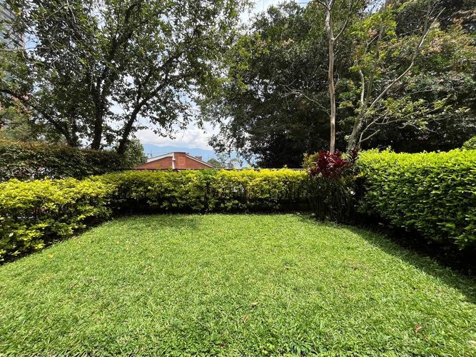 Casa de 5 alcobas en venta en El Poblado, Medellín, 270 m² · foto 20 de 20