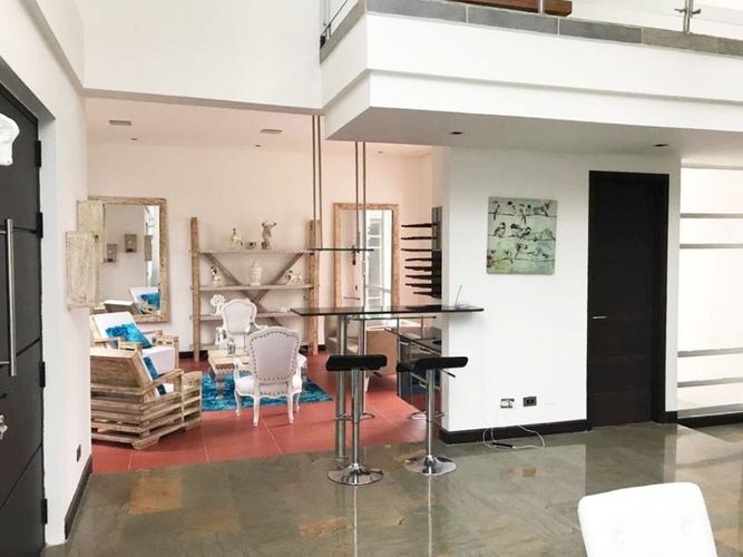 Casa de 5 alcobas en venta en Vallano, Envigado, 380 m² · foto 5 de 17