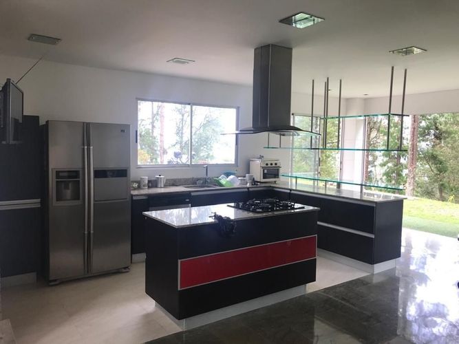 Casa de 5 alcobas en venta en Vallano, Envigado, 380 m² · foto 7 de 17