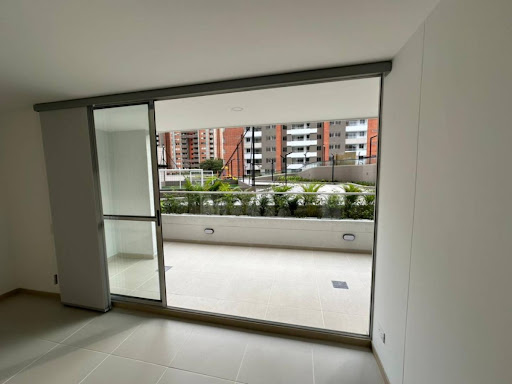 Apartaestudio en venta en Los colores, Medellín 3