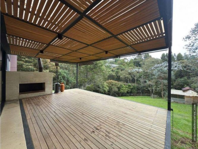 Casa de 3 alcobas en venta en Pantanillo, El Retiro, 320 m² · foto 2 de 19
