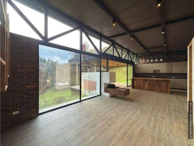 Casa de 3 alcobas en venta en Pantanillo, El Retiro, 320 m² · foto 3 de 19