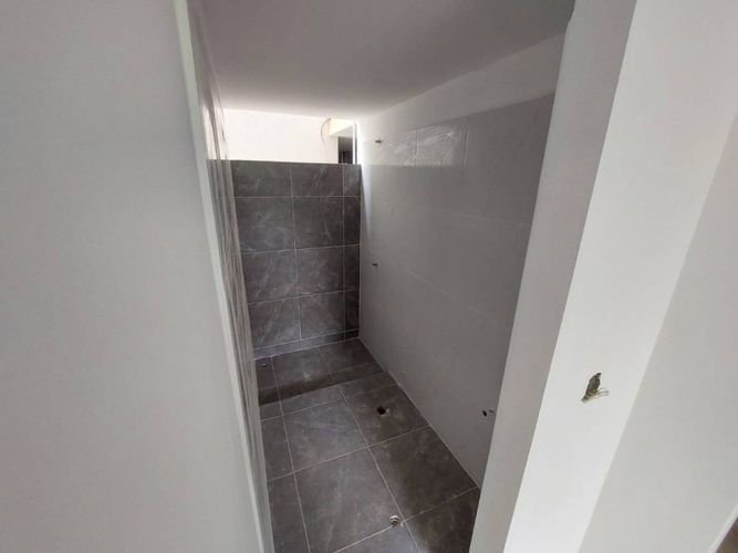 Apartamento de 2 alcobas en venta en La Campiña, Girón, 74 m² · foto 7 de 8