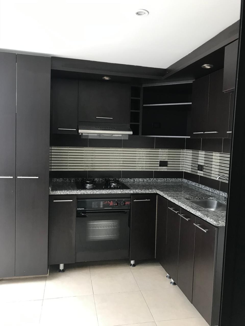 Casa en venta en Chicó Alto, Bogotá · foto 3 de 24