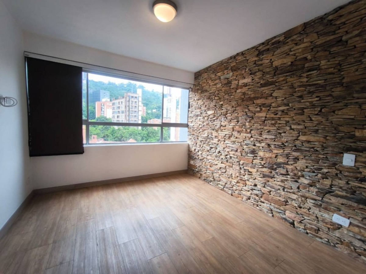 Apartamento en venta en Loma De San Julian, Medellín 4