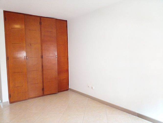 Apartamento de 3 alcobas en arriendo en Loma Benedictinos, Envigado, 142 m² · foto 11 de 18