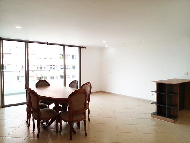 Apartamento de 3 alcobas en arriendo en Loma Benedictinos, Envigado, 142 m² · foto 8 de 18