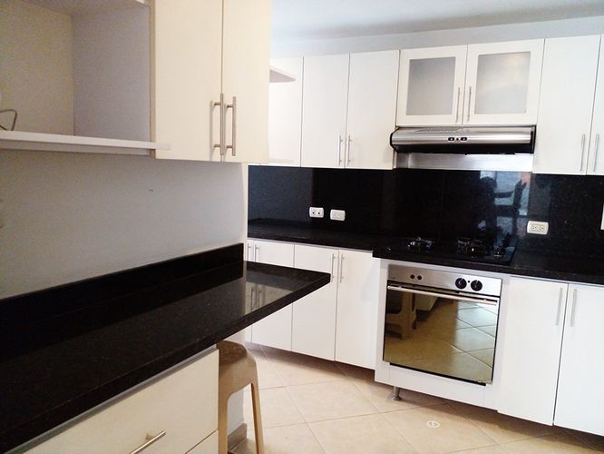 Apartamento de 3 alcobas en arriendo en Loma Benedictinos, Envigado, 142 m² · foto 4 de 18