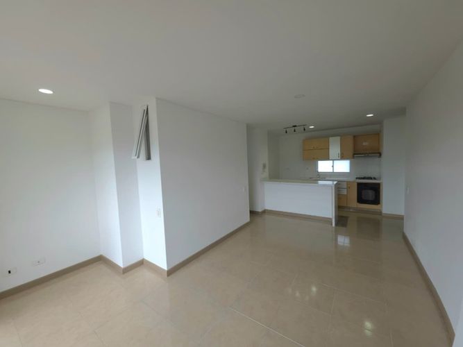 Apartamento de 2 alcobas en venta en Bosques De Pinares, Armenia, 70 m² · foto 2 de 24
