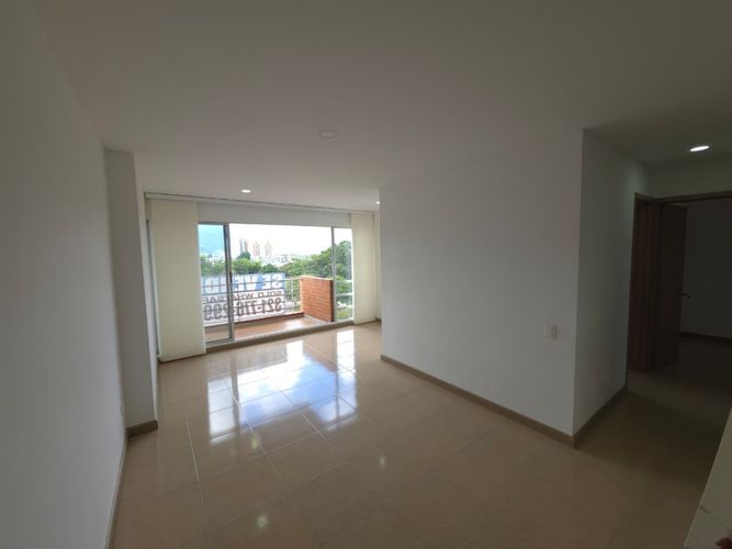 Apartamento de 2 alcobas en venta en Bosques De Pinares, Armenia, 70 m² · foto 4 de 24