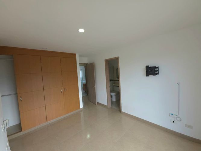 Apartamento de 2 alcobas en venta en Bosques De Pinares, Armenia, 70 m² · foto 10 de 24