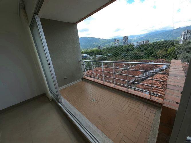 Apartamento de 2 alcobas en venta en Bosques De Pinares, Armenia, 70 m² · foto 23 de 24