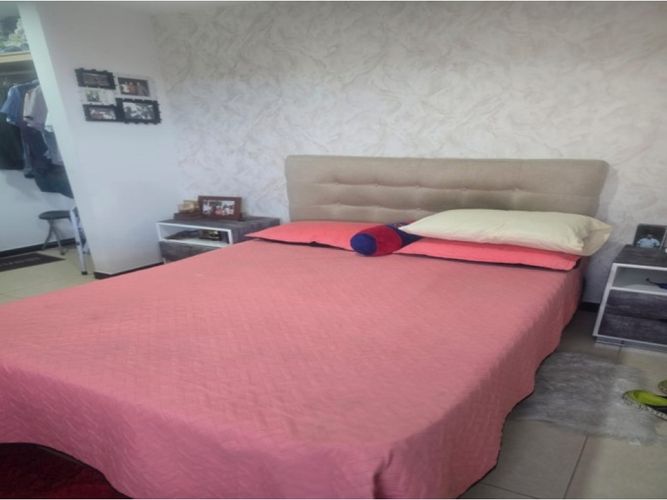 Apartamento de 3 alcobas en venta en Vegas De San Jose, Sabaneta, 80 m² · foto 4 de 16