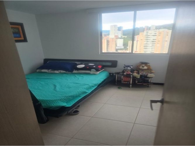 Apartamento de 3 alcobas en venta en Vegas De San Jose, Sabaneta, 80 m² · foto 8 de 16