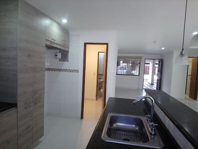 Apartamento de 3 alcobas en arriendo en Belen La Palma, Medellín, 140 m² · foto 8 de 21