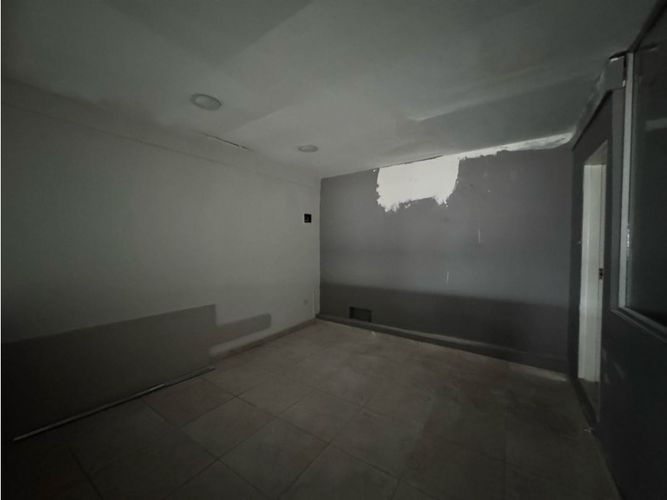 Bodega en arriendo en Perpetuo Socorro, Medellín, 520 m² · foto 12 de 12