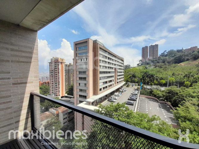 Oficina en venta en Lalinde, Medellín, 145 m² · foto 14 de 18