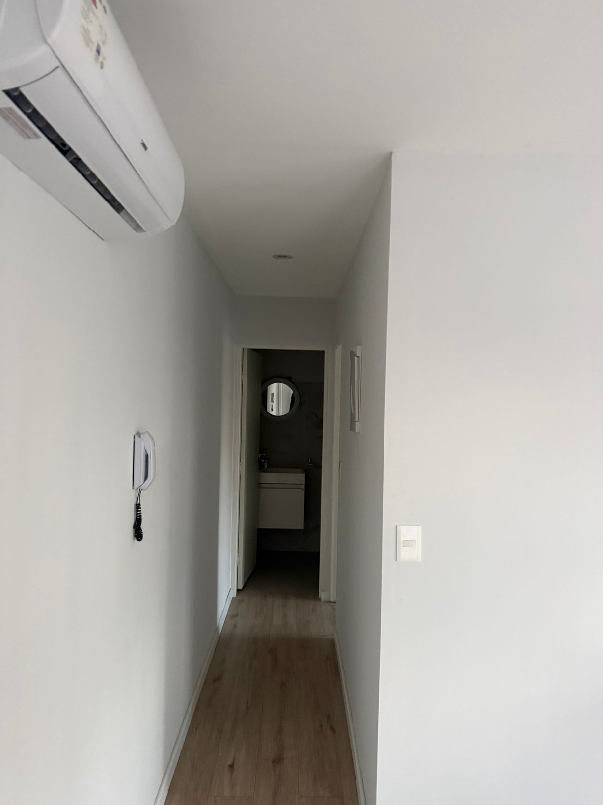 ALQUILER EN PUNTA GORDA DE 1 DORMITORIO, FRENTE AL MAR, PATIO Y COCHERA, SIN GASTOS COMUNES · Foto 8