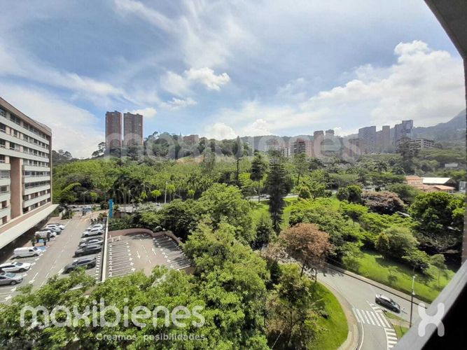 Oficina en arriendo en Lalinde, Medellín, 145 m² · foto 12 de 18