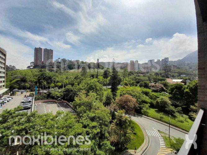 Oficina en arriendo en Lalinde, Medellín, 145 m² · foto 13 de 18