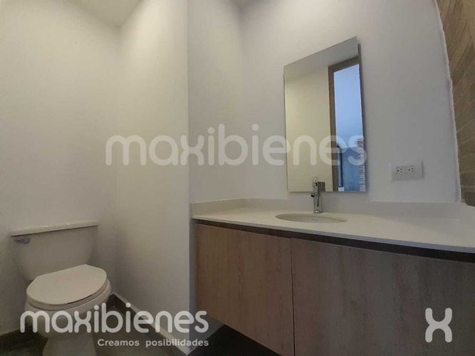 Oficina en arriendo en Lalinde, Medellín, 145 m² · foto 16 de 18