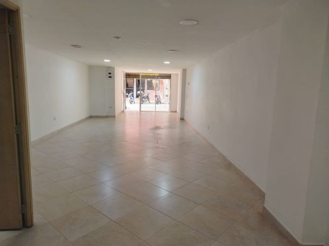 Local en arriendo en Calle Larga, Sabaneta, 70 m² · foto 3 de 9