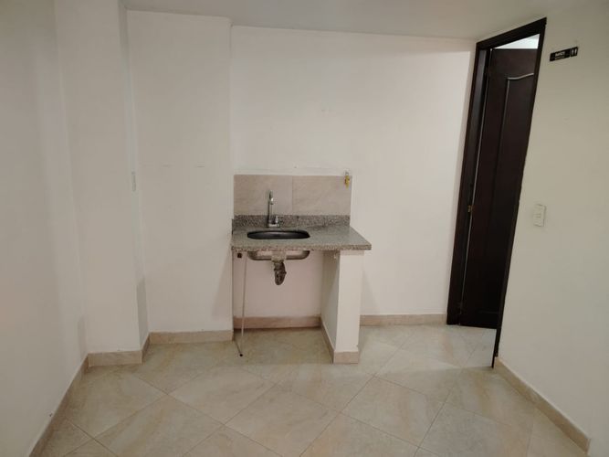 Local en arriendo en Calle Larga, Sabaneta, 70 m² · foto 8 de 9