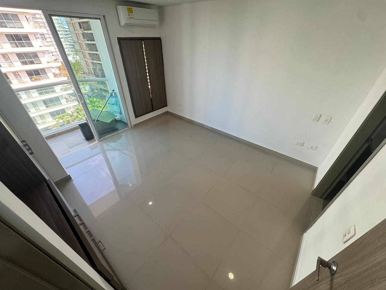 Apartamento en venta en Cielo Mar, Cartagena · foto 6 de 21