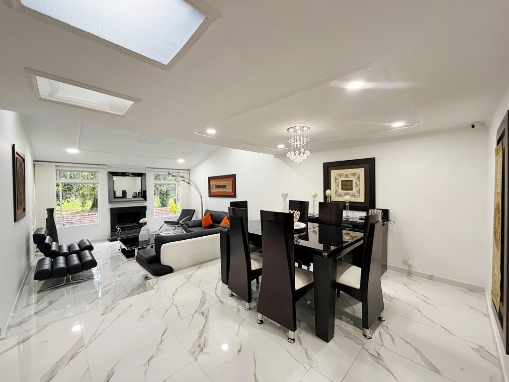 Casa en venta en Niza Cordoba, Bogotá · foto 3 de 24