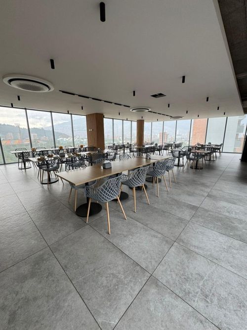Oficina en arriendo en El Velódromo, Medellín, 270 m² · foto 13 de 24