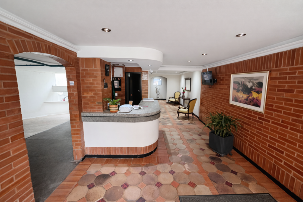 Apartamento en venta en San Luis, Bogotá · foto 2 de 20