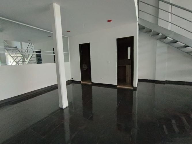 Bodega en arriendo en Centro, La Estrella, 126 m² · foto 6 de 11