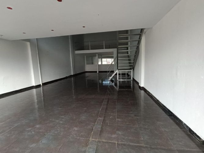 Bodega en arriendo en Centro, La Estrella, 126 m² · foto 11 de 11