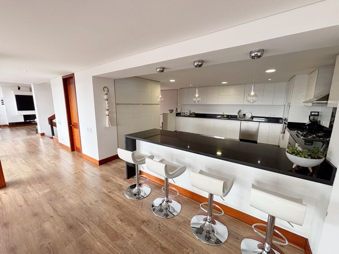 Casa de 4 alcobas en venta en Bosque Medina, Bogotá, 465 m² · foto 6 de 20