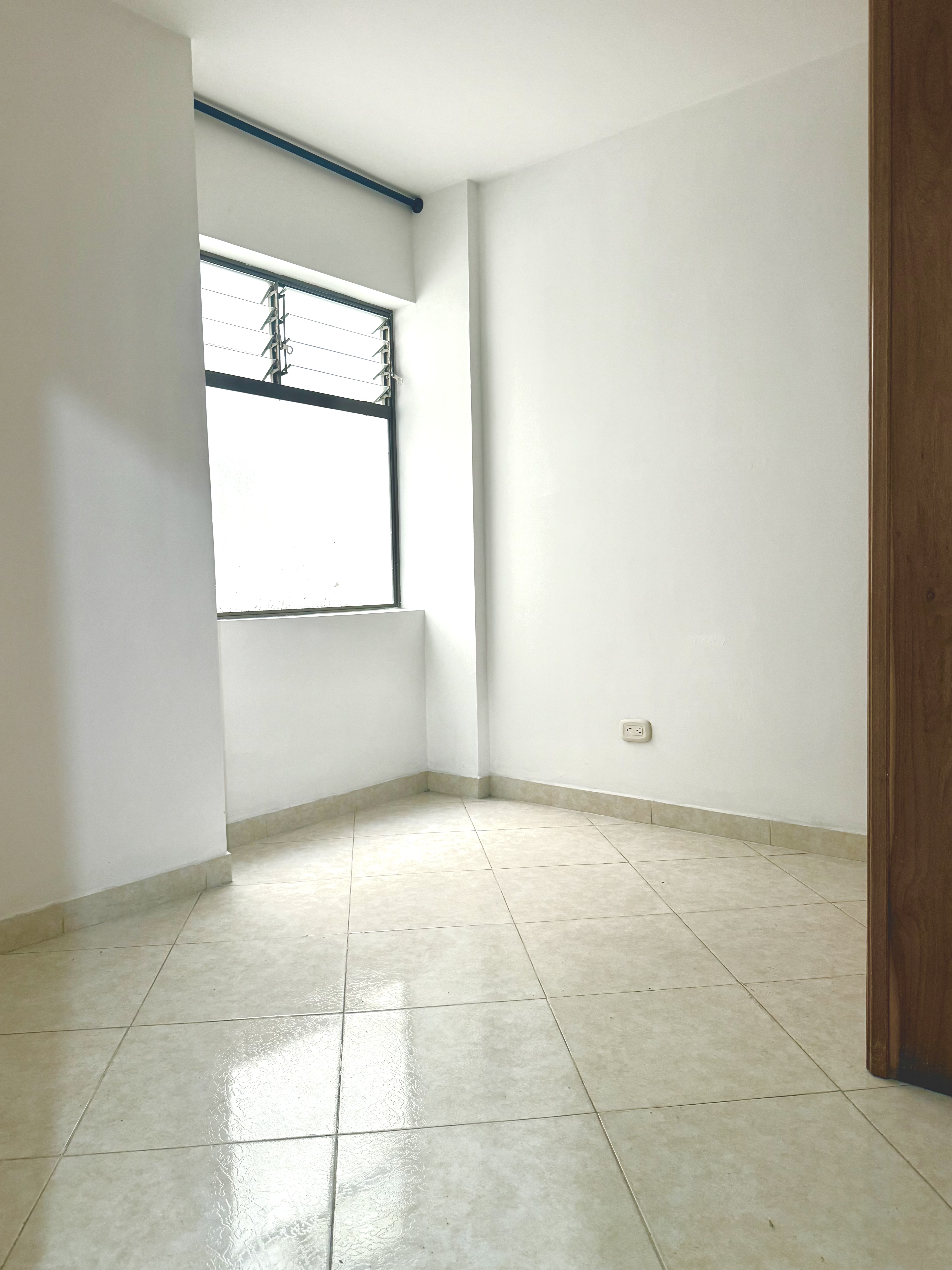 Apartamento en venta en Suramérica, Itagüí · foto 5 de 10