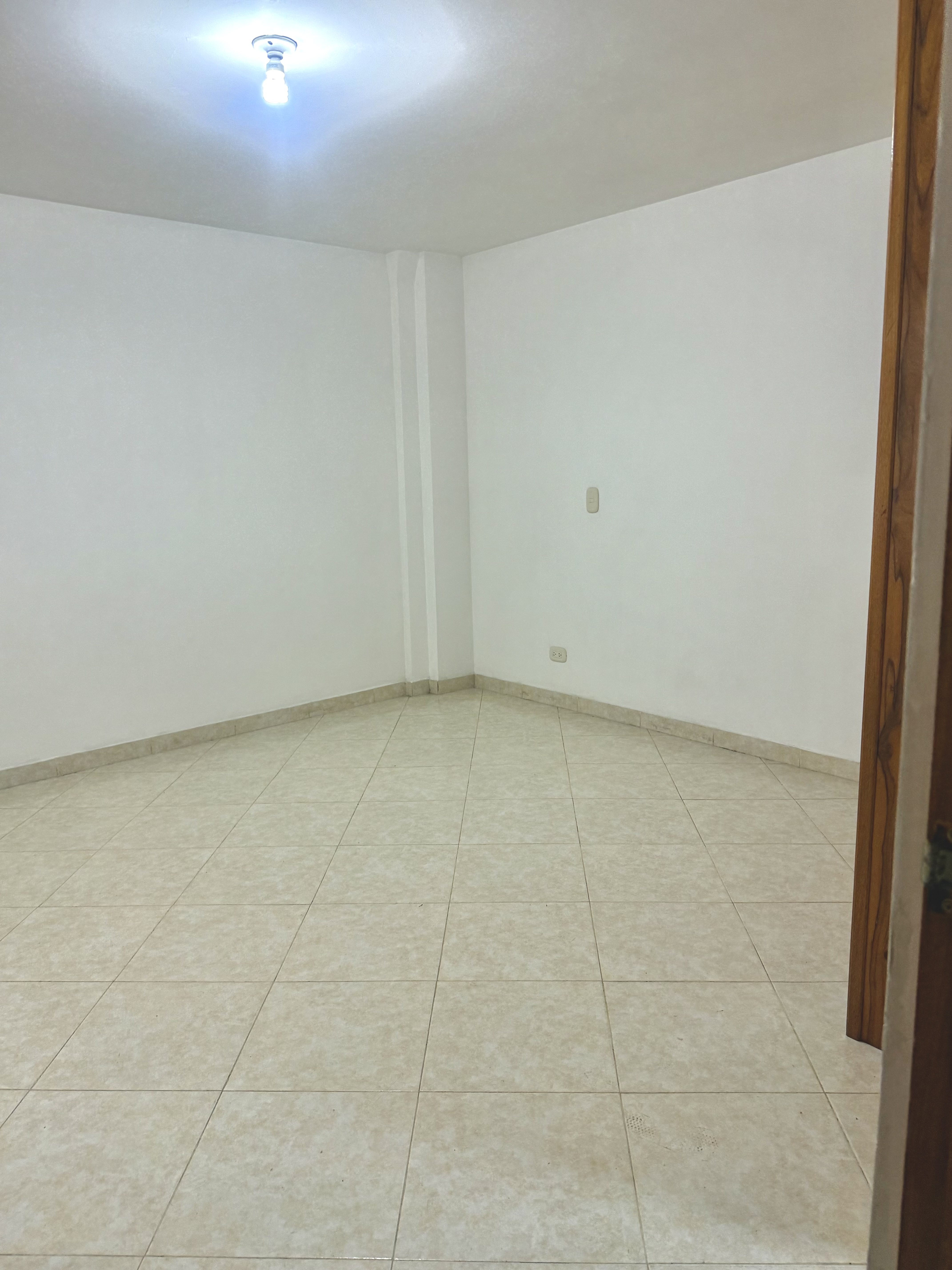 Apartamento en venta en Suramérica, Itagüí · foto 7 de 10