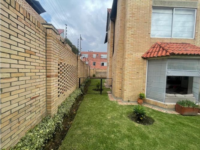 Casa de 4 alcobas en venta en Laura Vicuña, Chía, 300 m² · foto 6 de 24