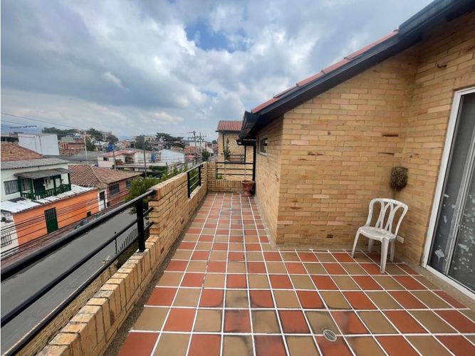 Casa de 4 alcobas en venta en Laura Vicuña, Chía, 300 m² · foto 7 de 24